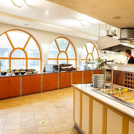 Hotel Complex Sunrise By Hmg 3*