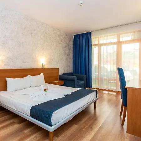 Complex Sunrise By Hmg Słoneczny Brzeg