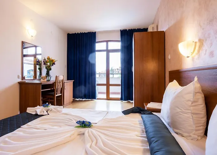 Complex Sunrise By Hmg Hotell