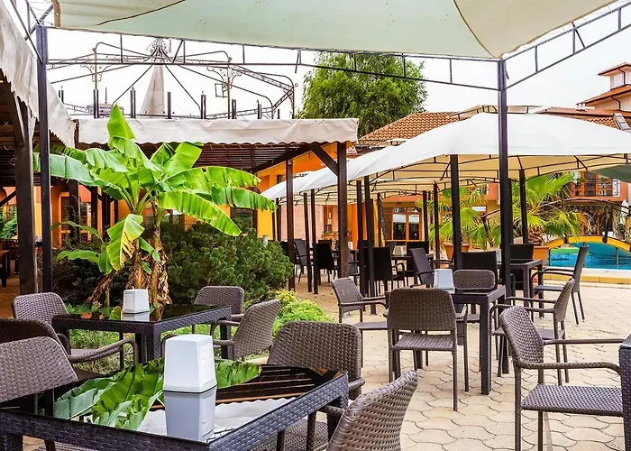 Complex Sunrise By Hmg Sluneční pobřeží