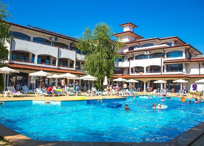 Complex Sunrise By Hmg Sluneční pobřeží