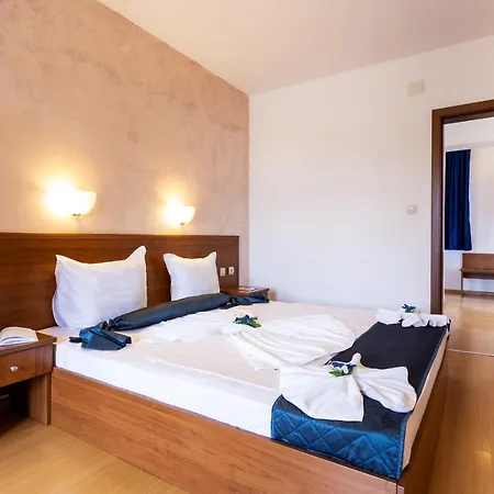 Complex Sunrise By Hmg Słoneczny Brzeg