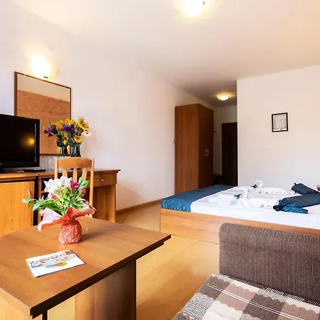 Hotel Complex Sunrise By Hmg Słoneczny Brzeg